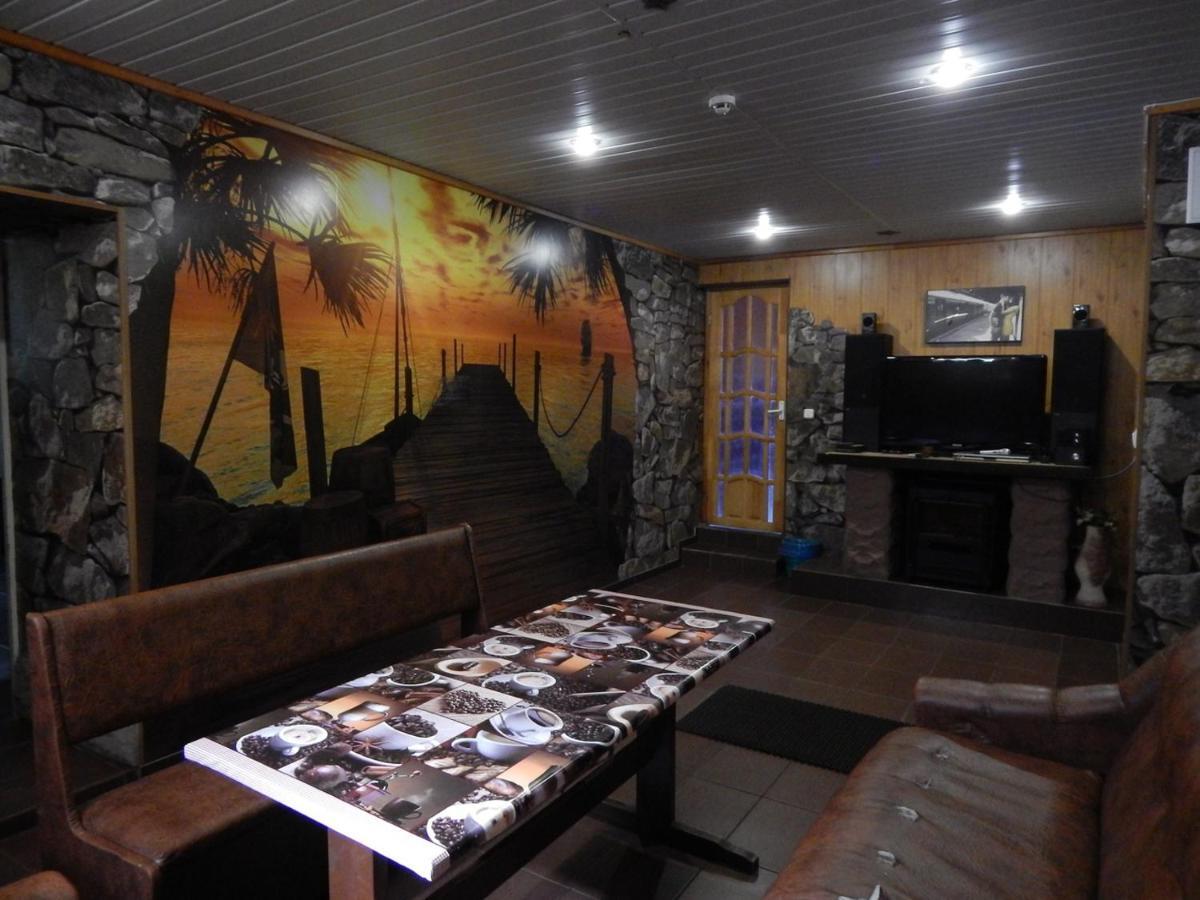 Hostel 3 Stars Na Oktyabryskoy Vitebsk Buitenkant foto